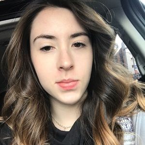 Meet your Posher, Jaclyn